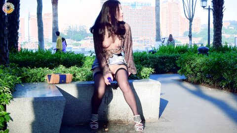 Fullfive 江边的河堤公园 02 04 2020 29076976 Squirtingwith Dildo In The Park