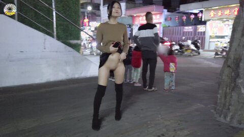 Fullfive 肇庆市高要区某步行街 02 04 2020 29053867 Walking Afterdinner