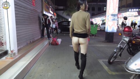 Fullfive 肇庆市高要区某步行街 02 04 2020 29053867 Walking Afterdinner