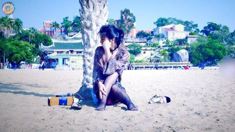 Fullfive 阳光沙滩 02 04 2020 29079298 Masturbating With Toy On The Public Beach