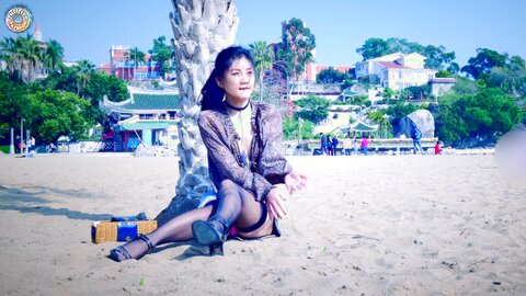 Fullfive 阳光沙滩 02 04 2020 29079298 Masturbating With Toy On The Public Beach