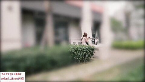 Yin 骚 人 妻 街 头 搭 讪