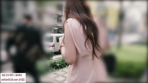 Yin 骚 人 妻 街 头 搭 讪
