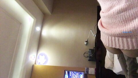 12 Great Moves In A Hotel Room