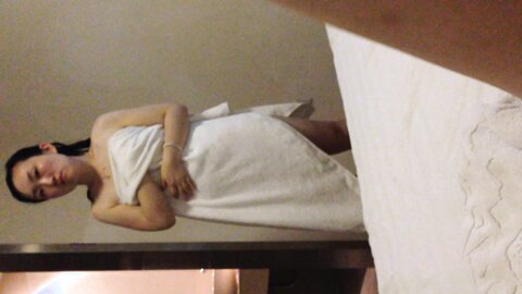 2014 08 24 001718 New Girl Out Of The Bath Angry