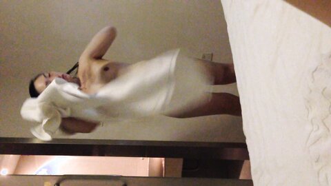 2014 08 24 001718 New Girl Out Of The Bath Angry