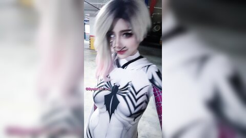 Gwenom-V1