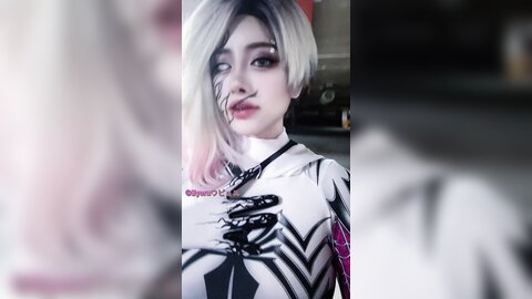 Gwenom-V1