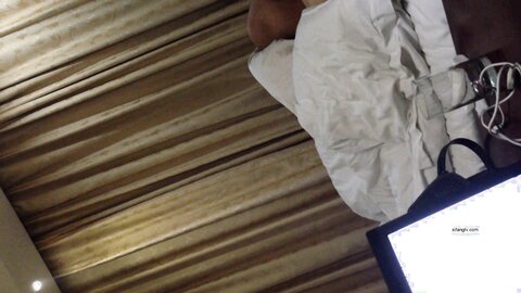 2014 10 04 042538 New Inside A Hotel Room
