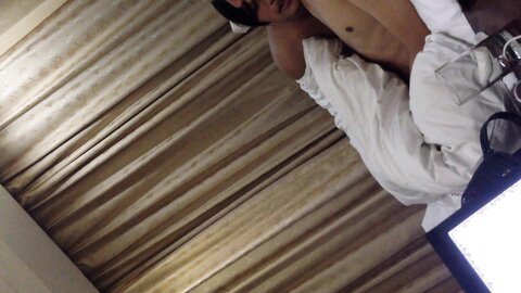 2014 10 04 042538 New Inside A Hotel Room