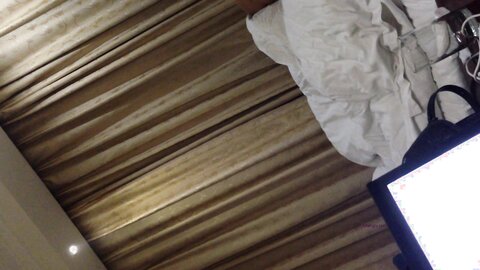 2014 10 04 042538 New Inside A Hotel Room