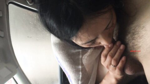 21 Oral Sex In The Car