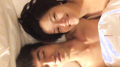 26 Little Couple Playing Big Head Selfie