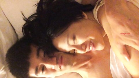 26 Little Couple Playing Big Head Selfie