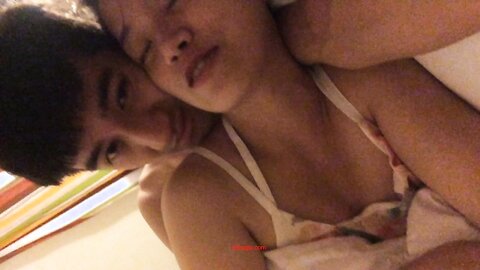26 Little Couple Playing Big Head Selfie