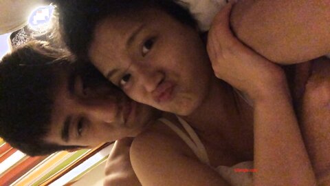 26 Little Couple Playing Big Head Selfie
