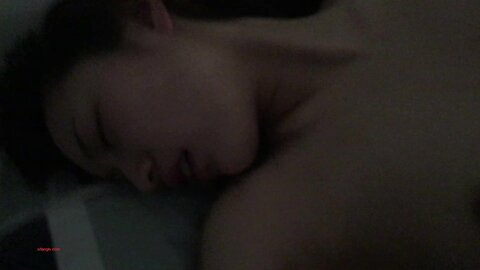2 Half Exposed Face Is A Beautiful Woman Unfortunately The Time Is Relatively Short The Picture Is A Bit Dark