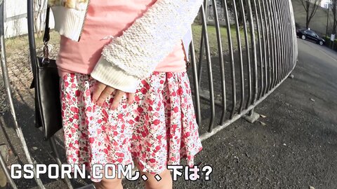 Hot Japanese Girl Excited In The Street Of Tokyo And Fucked With Creamp