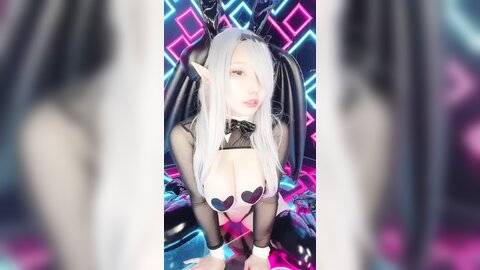 SEETHROUGH　BUNNY　SUCCUBUS