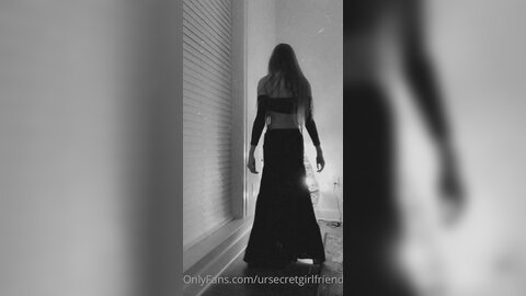 Ursecretgirlfriend  2023 03 03  2786316296