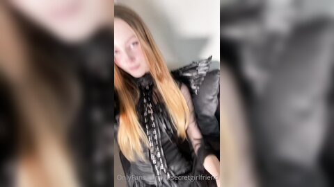 Ursecretgirlfriend  2023 06 03  2240466085