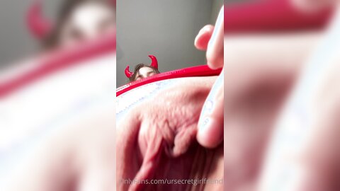 Ursecretgirlfriend  2023 06 03  2261756052