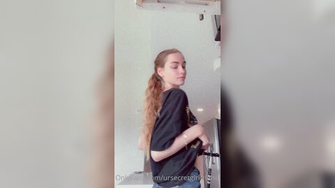Ursecretgirlfriend  2023 07 24  2953834110