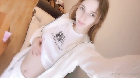 Evaava 30 01 2023 2754961098 My Boobs Are So Swollen After Running П÷≤Ёп÷╓╜