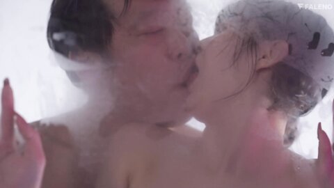 FSDSS-640 After A Salt-Friendly P-Active J-Type Girl Falls Into Uncle&' Sticky, Rich Licking SEX... Ran...