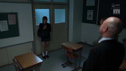 MIDV-450 An Idol Student With Insufficient Days Of Attendance, A Rich Old Man Teacher Les Puwa Guidance Gumi...