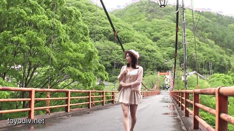 R-666 Beautiful bathing with boobs