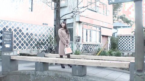 R-671 Yukemuri Tits Mixed Bathing Beauty (below)