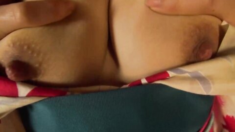 R-671 Yukemuri Tits Mixed Bathing Beauty (below)