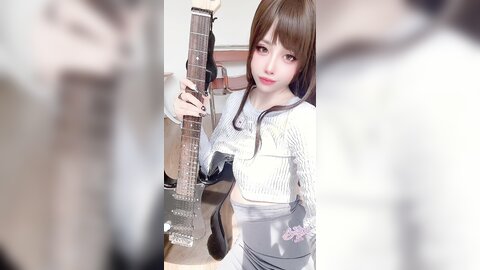 [Cosplay] Byoru - Hitomio16 Guitar sister