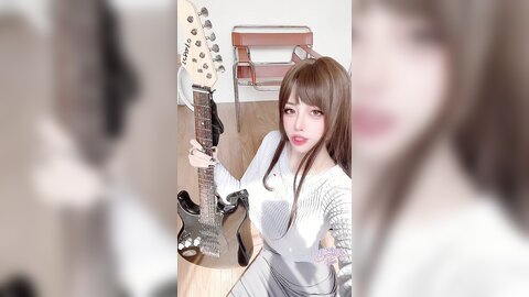 [Cosplay] Byoru - Hitomio16 Guitar sister