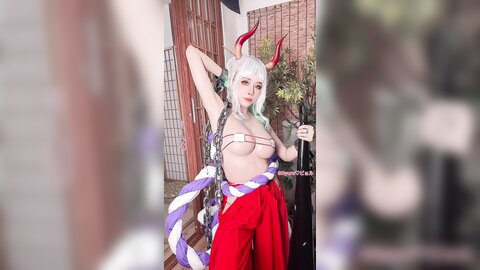 [Cosplay] Byoru - Yamato (One Piece) (2)