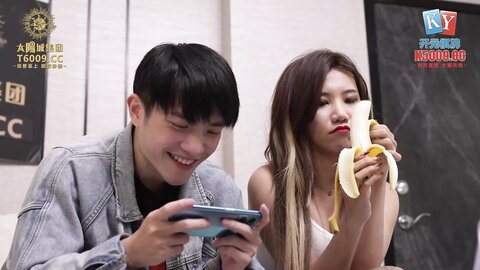 MCY-0235女儿的身体妈妈的灵魂-周甯