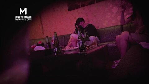 MD-0295蔡姓偶像多人运动火爆全网