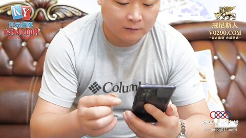XKGA009骚秘书肉穴上位
