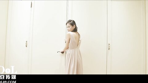 ID5335为丈夫献身上司的善良妻子