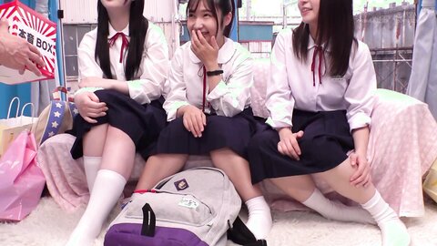 SDMM-145 Magic Mirror No. A Student Who Came To Tokyo From The Countryside On A School Trip For The First...