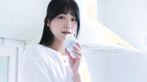 [SWEETBOX] Yui (유이) - SWTB Vol.18 CREAM (3)