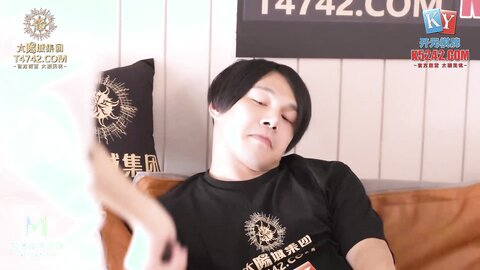 MPG-0077后入骑上香汗亲妹