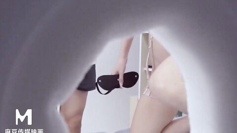 MTVQ23-EP5初见女优大礼无套乳交粉丝