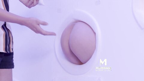 MTVQ23-EP5初见女优大礼无套乳交粉丝