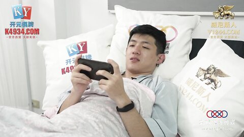 XKGA012在病床上操了照顾我的护士