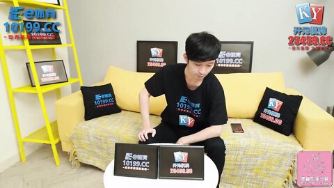 PME117女大学生为了工作出卖小穴