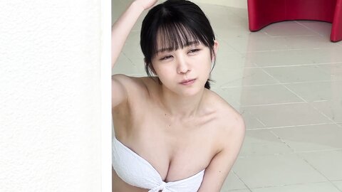 橋本つむぎ写真集 「ガチで！　大阪で一番可愛いアイドル宣言！！」 (2)