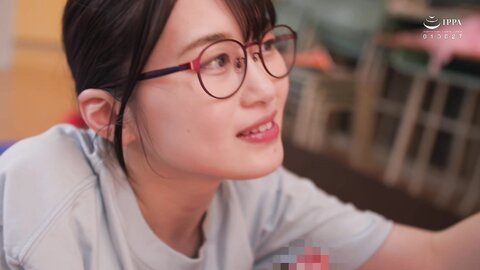 AKDL-244 The sober transfer student was a bitch that made a gingin with a no -hand blowjob with a gingin and...