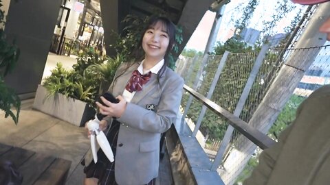 MAAN-898 [Sensitive G cup J ● Boin!] Miya ● At Miya ● At the Park T ☆ KTOK's active J ● and a little...
